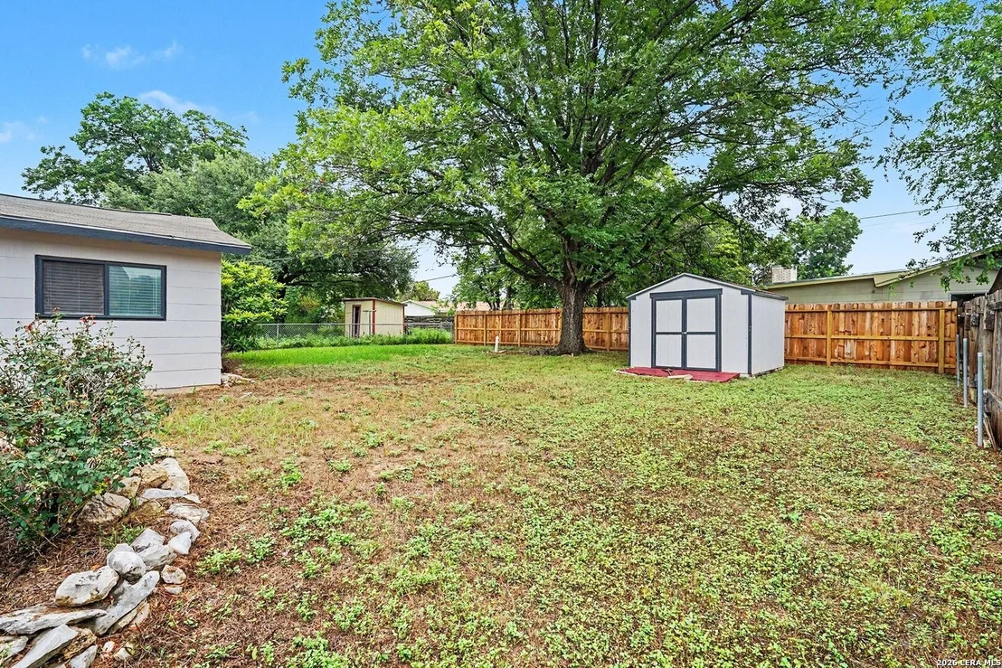 Photo of 3606 Versailles Dr