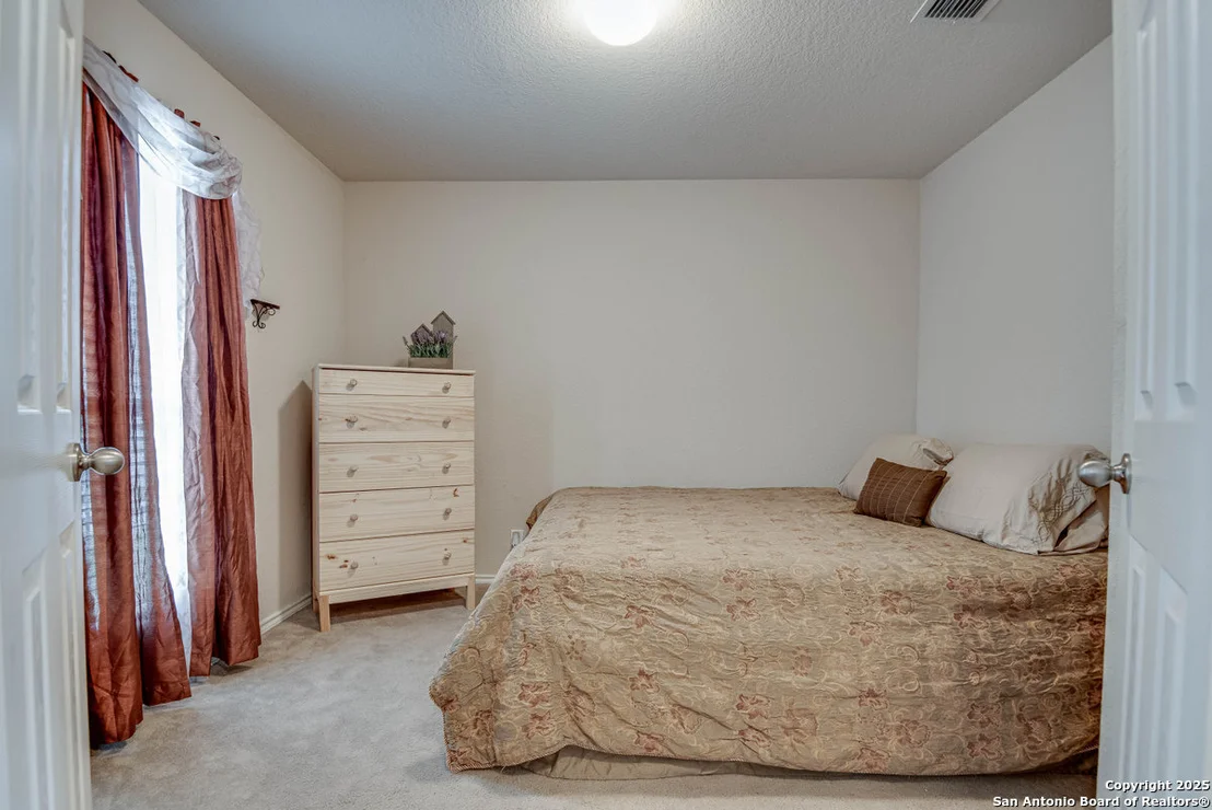 Photo of 2727 Thunder Gulch