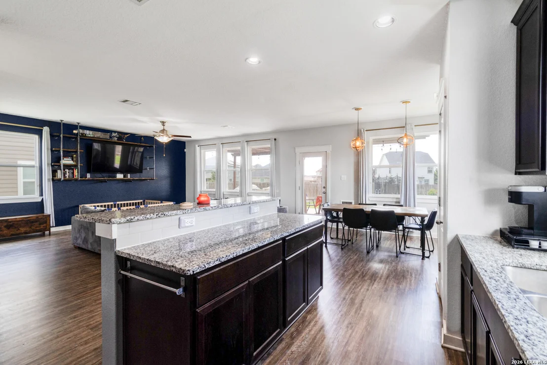 Photo of 5114 WELLS PARK