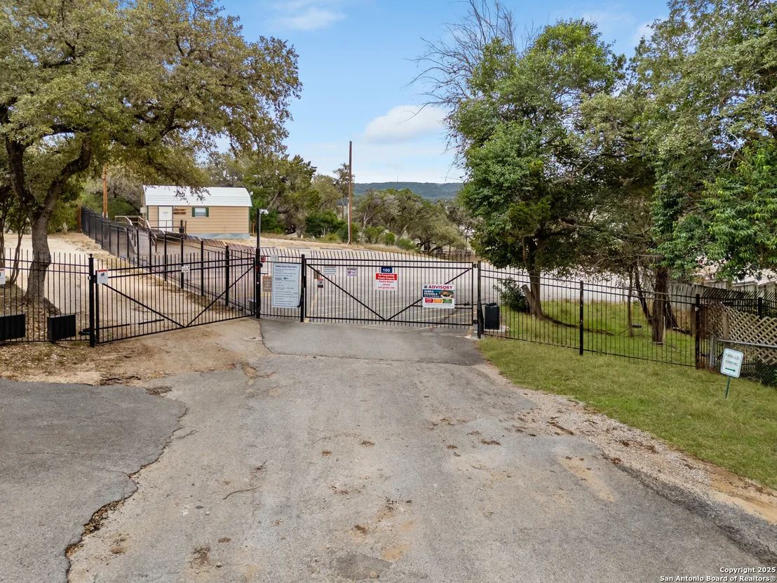 Photo of 143 Park Dr