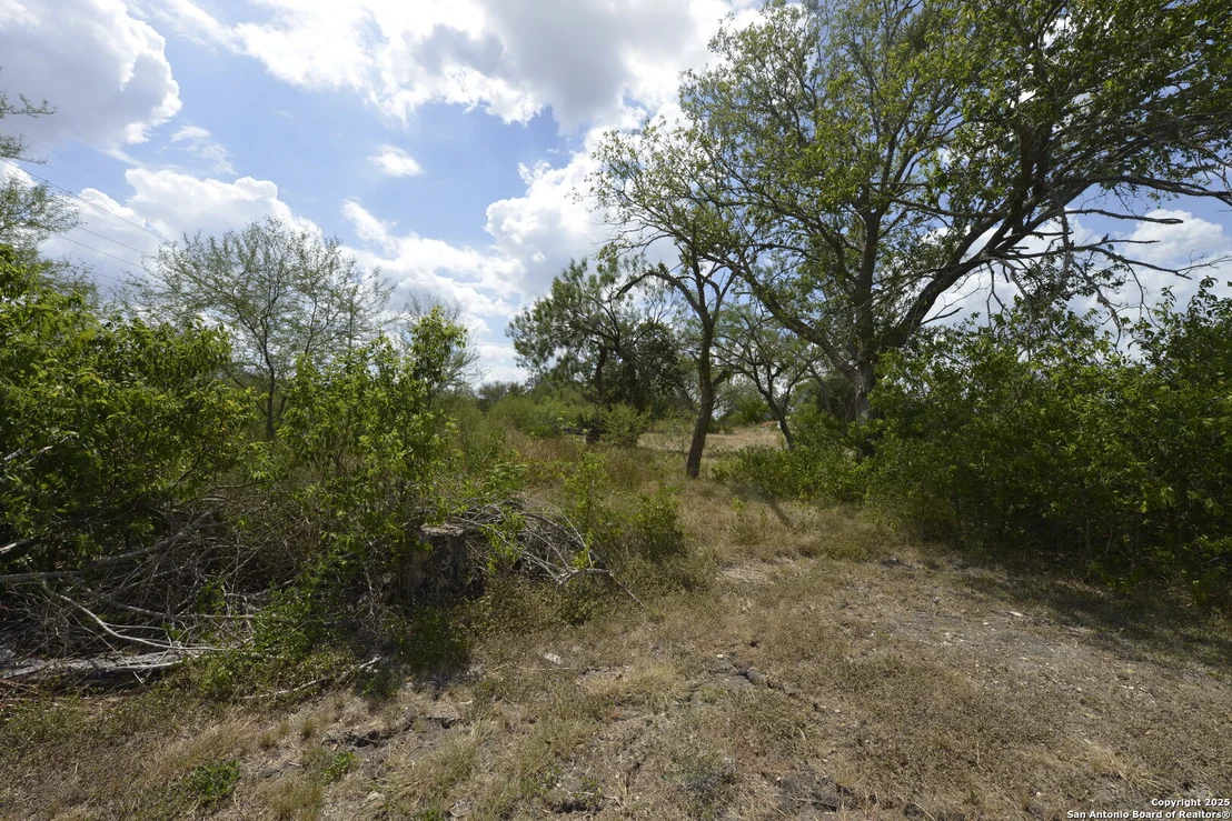 Photo of 633 Tolle