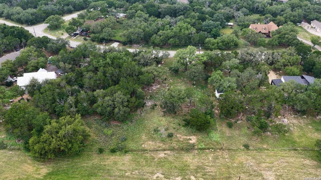 Photo of 682 Winding River Ln
