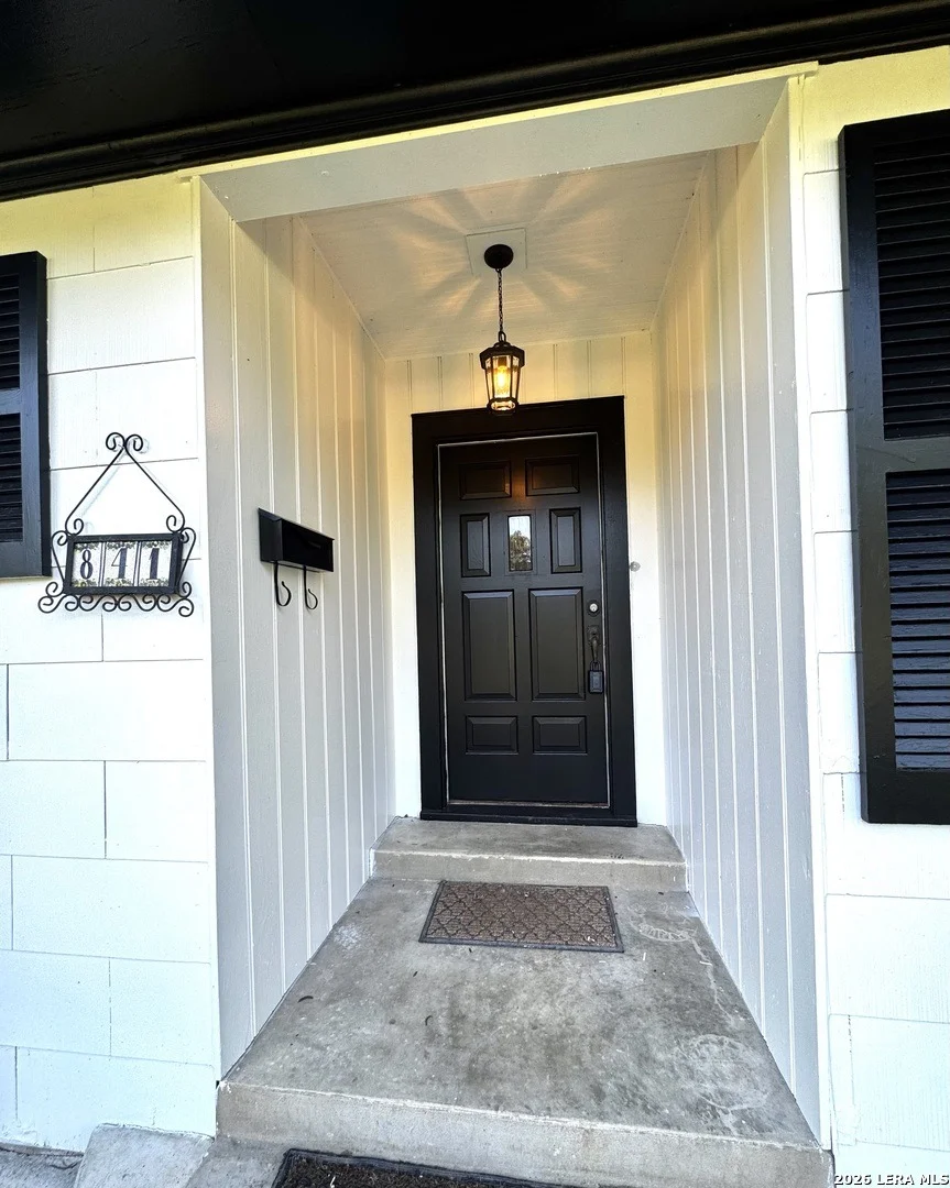 Photo of 841 Laurel St