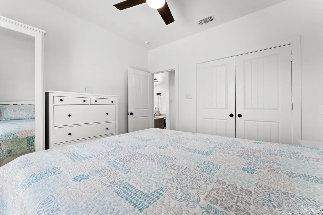 Photo of 1101 Persimmon
