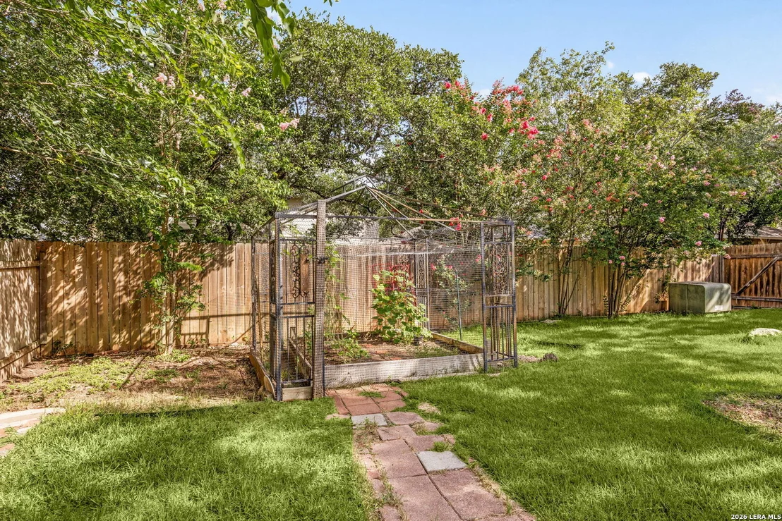 Photo of 5803 ROLLING FOREST DR
