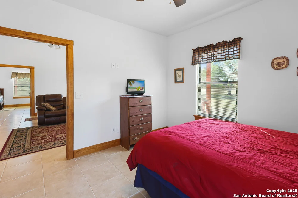 Photo of 867 RIVERTREE RD
