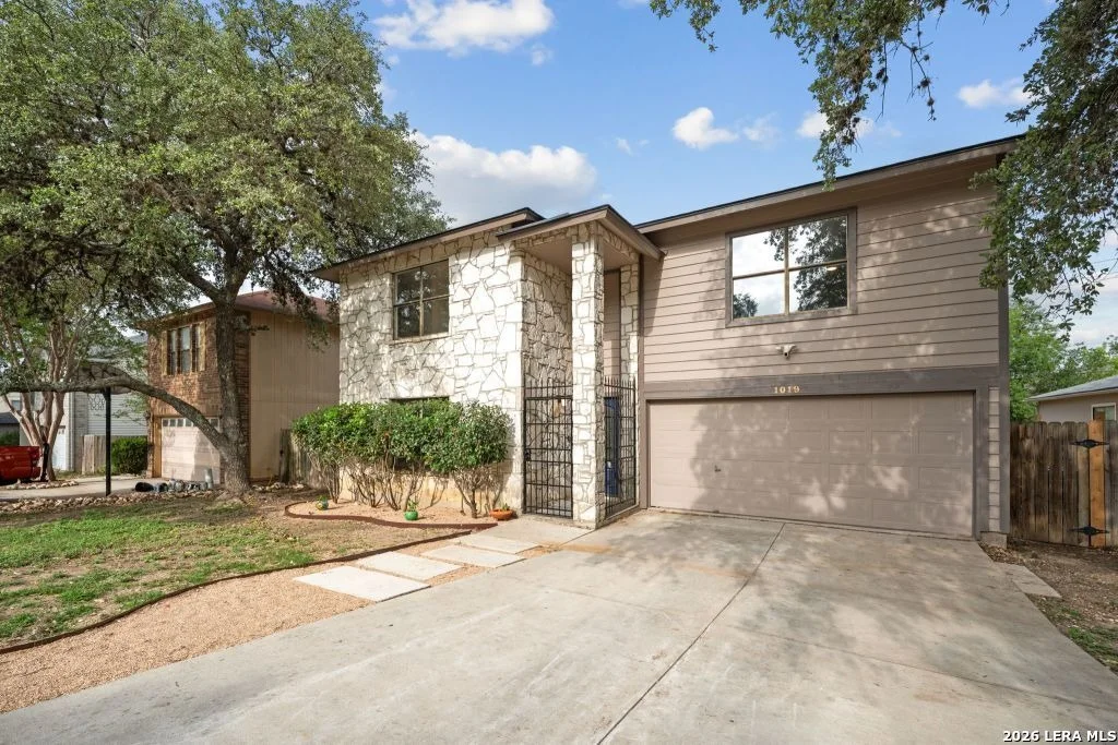 Photo of 1019 ARROWHEAD TRL