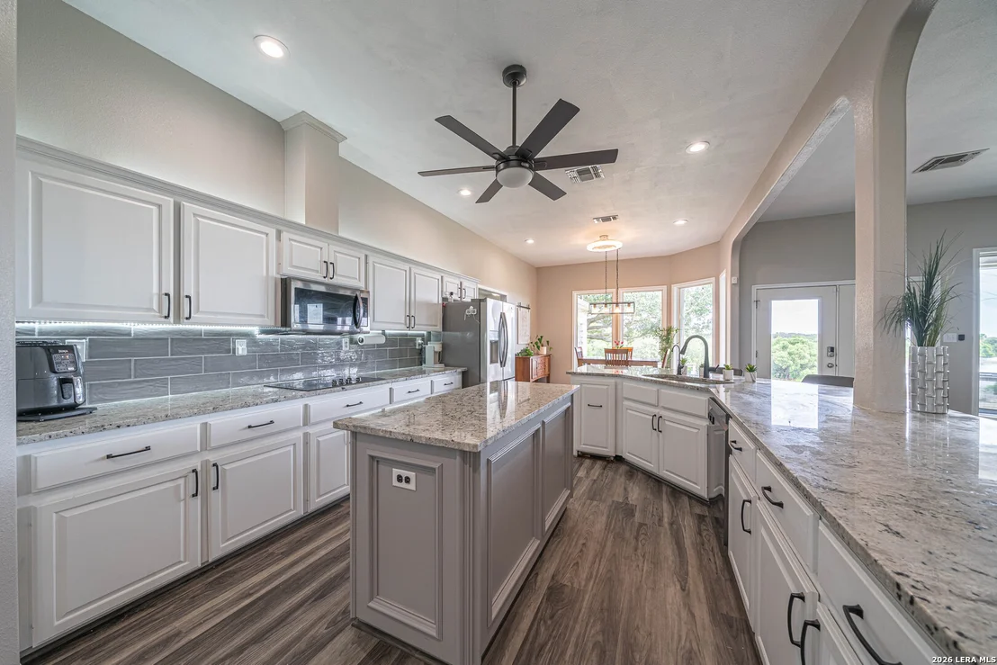 Photo of 165 DAVID CIR