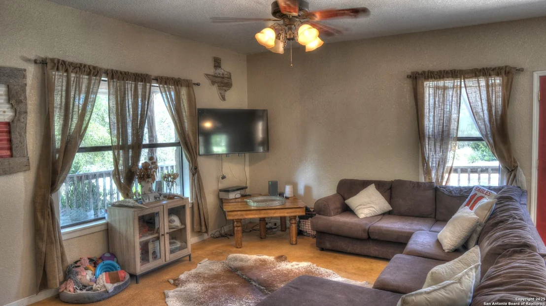 Photo of 121 David Rankin Rd