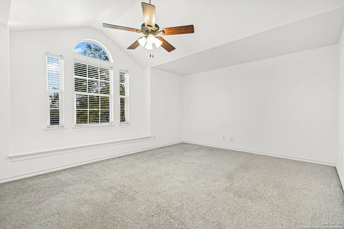 Photo of 1323 Brook Bluff