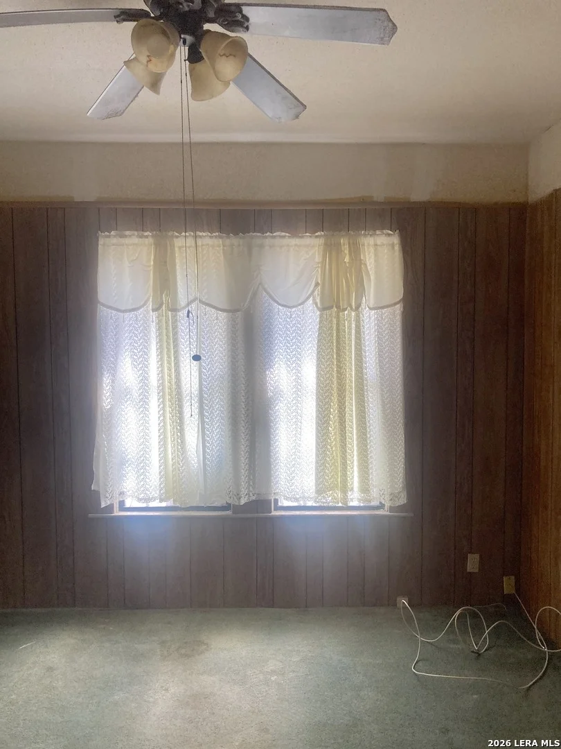 Photo of 651 BARRETT PL