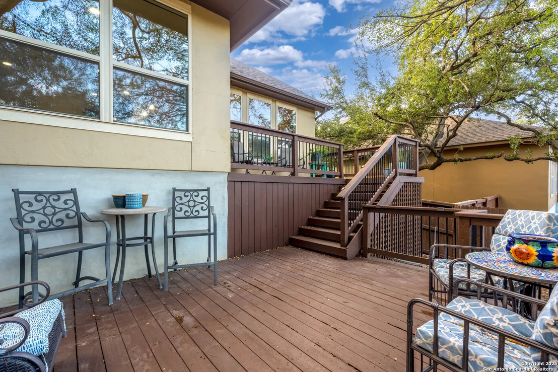 Photo of 1706 Nightshade