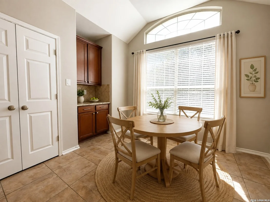 Photo of 756 San Luis