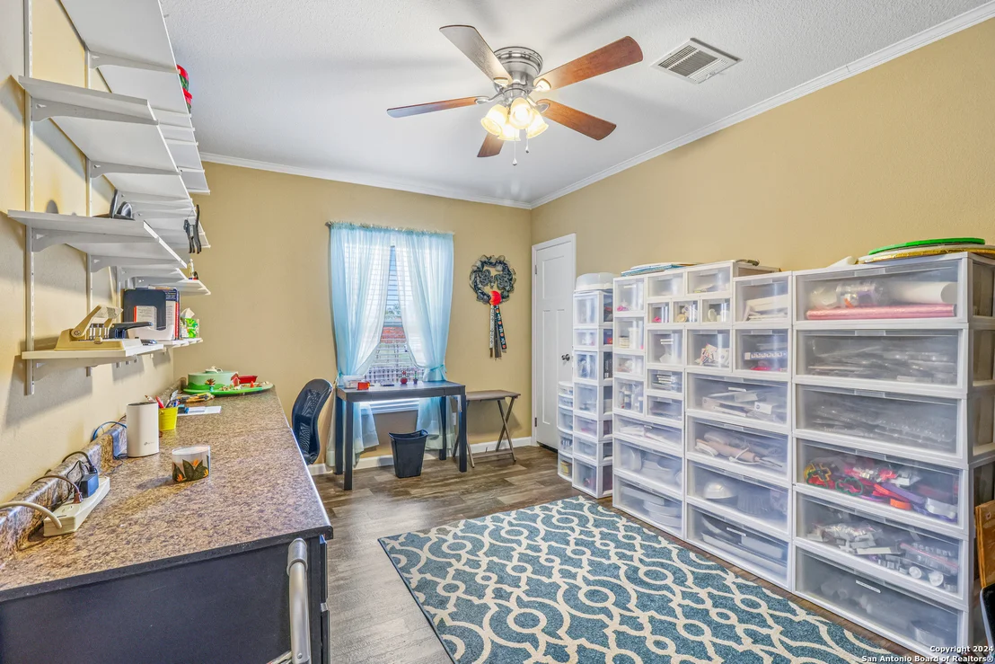 Photo of 609 Country Trail