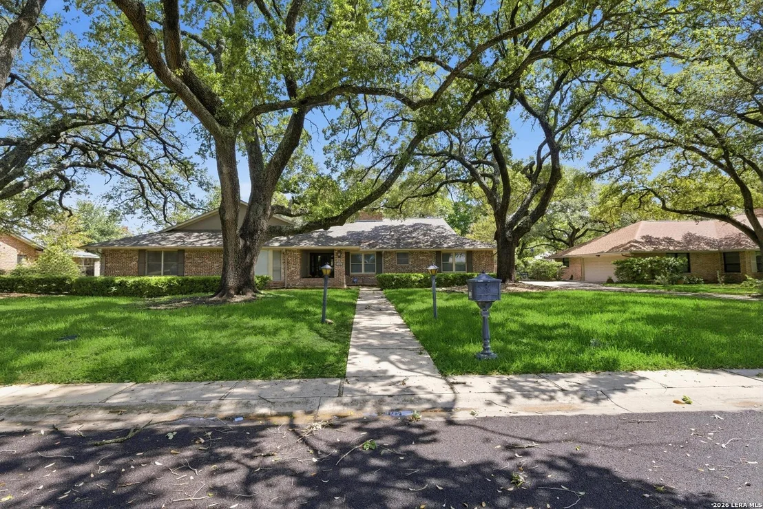 Photo of 105 Cobblestone