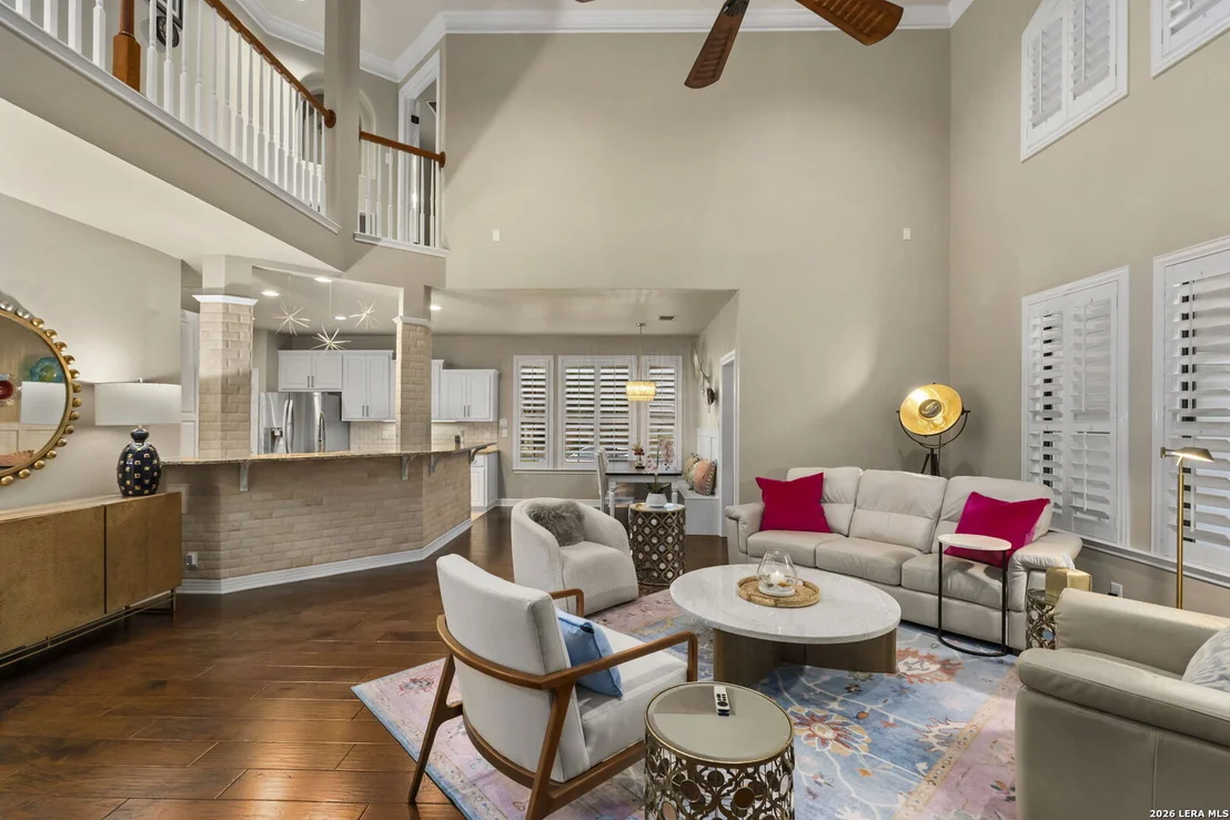 Photo of 2302 BLACKOAK BND
