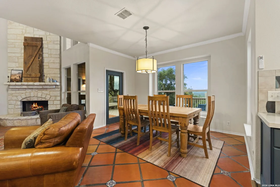 Photo of 1040 County Road 2720