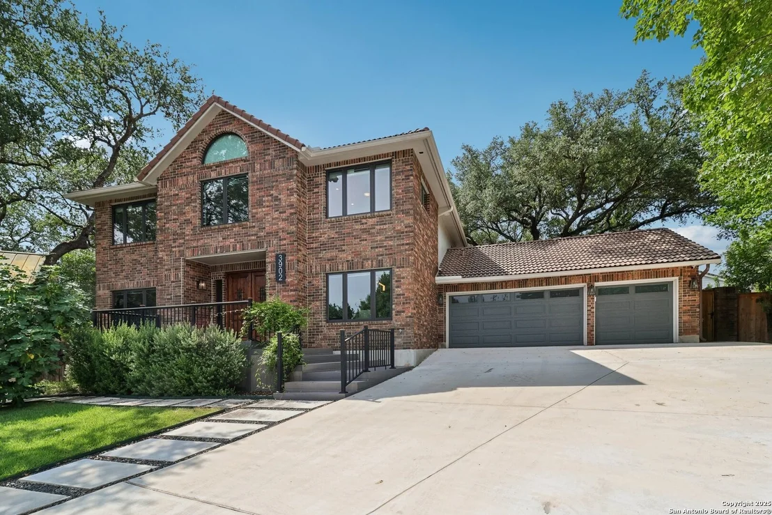 Photo of 3902 Creek Pt
