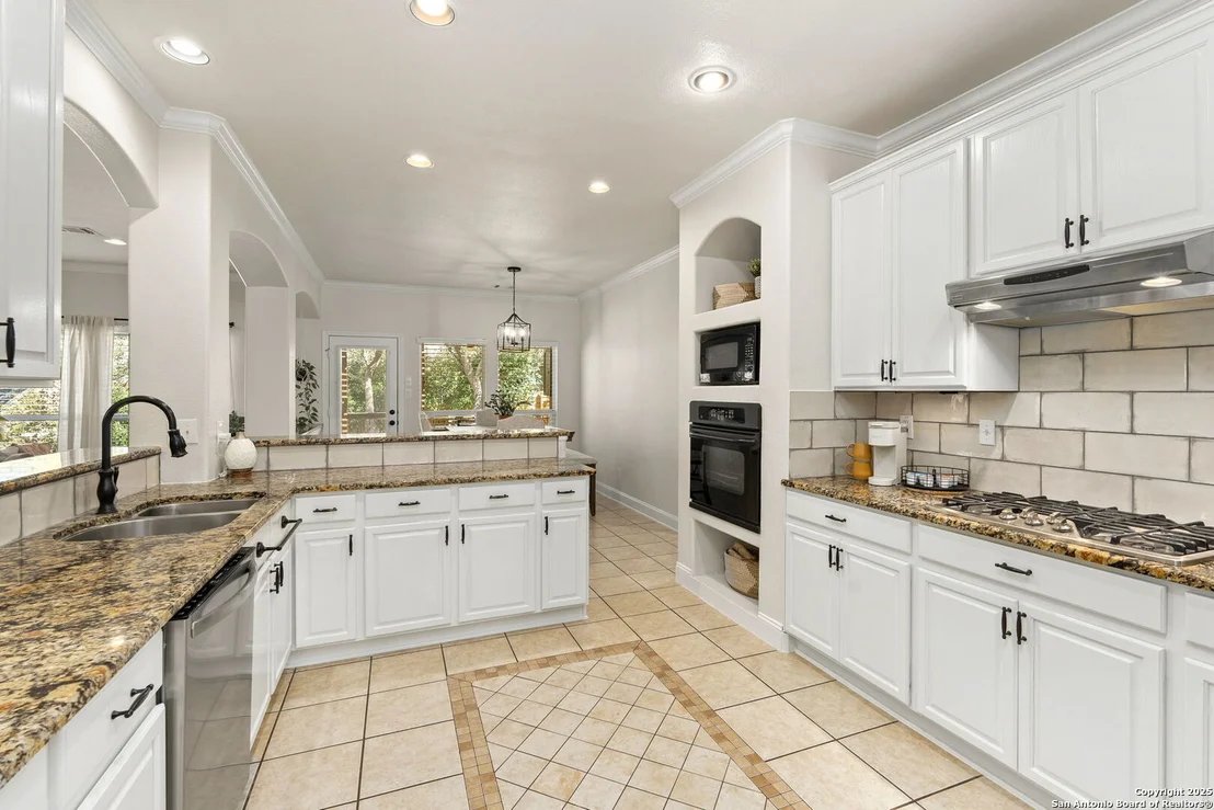 Photo of 8615 Solano Dr