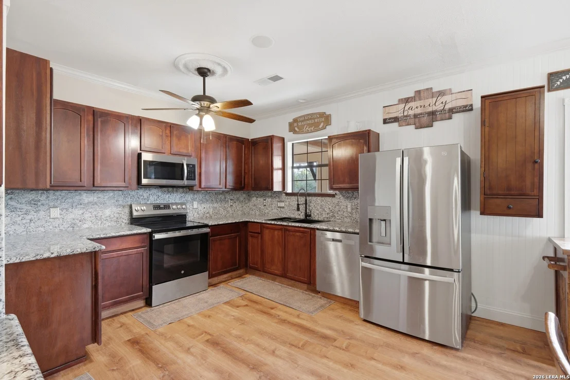 Photo of 423 Las Hadas