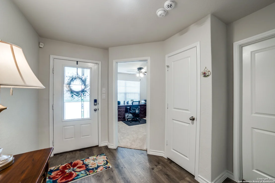 Photo of 414 SABINE RIV