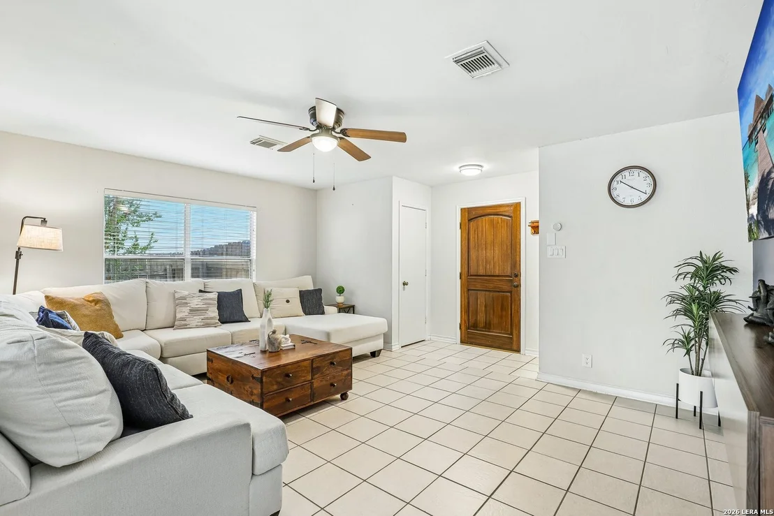Photo of 8810 Bridgefield