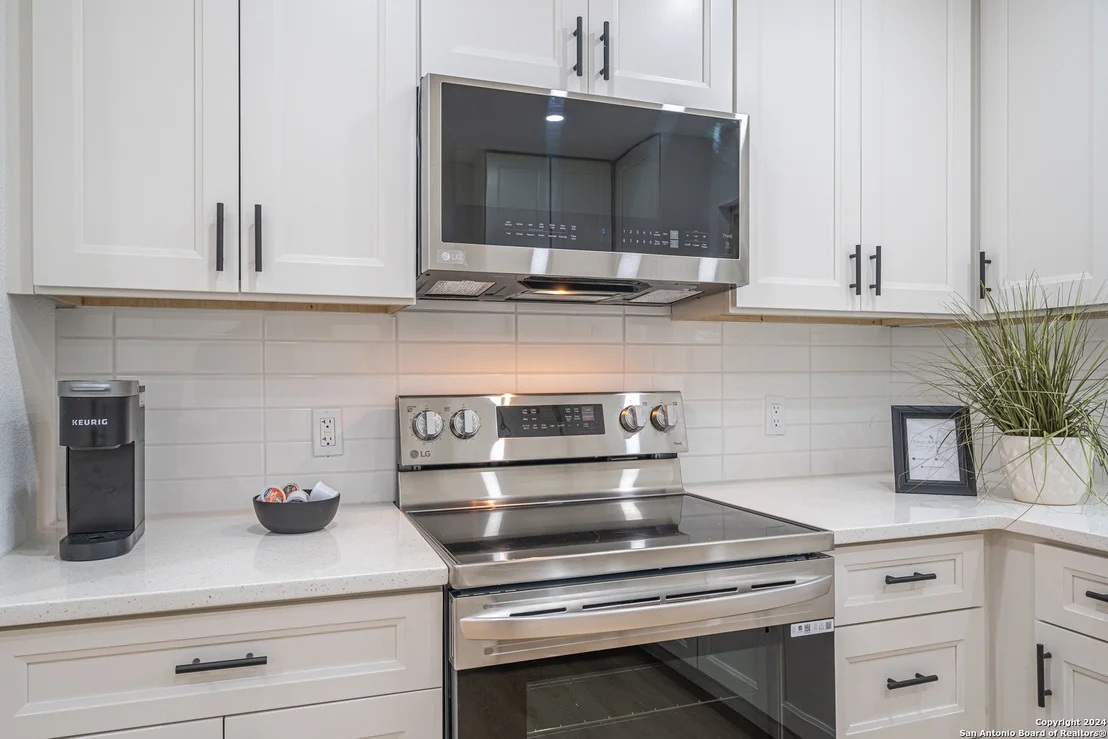 Photo of 3127 COLONY DR