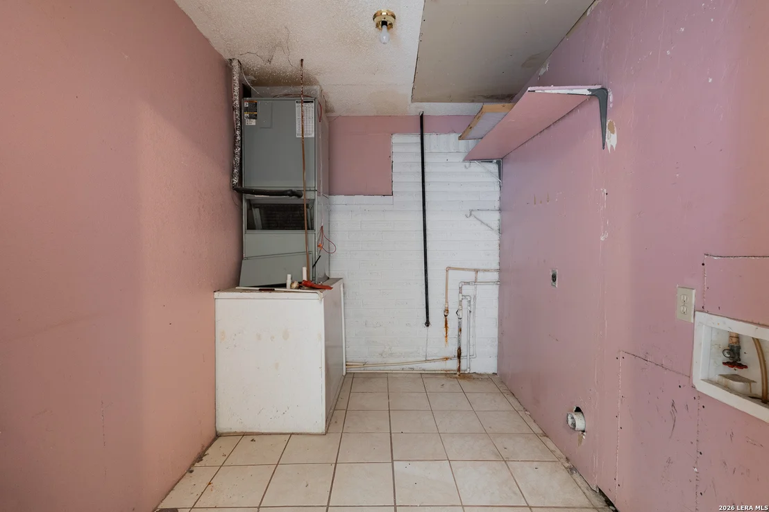 Photo of 1924 HOOVER ST