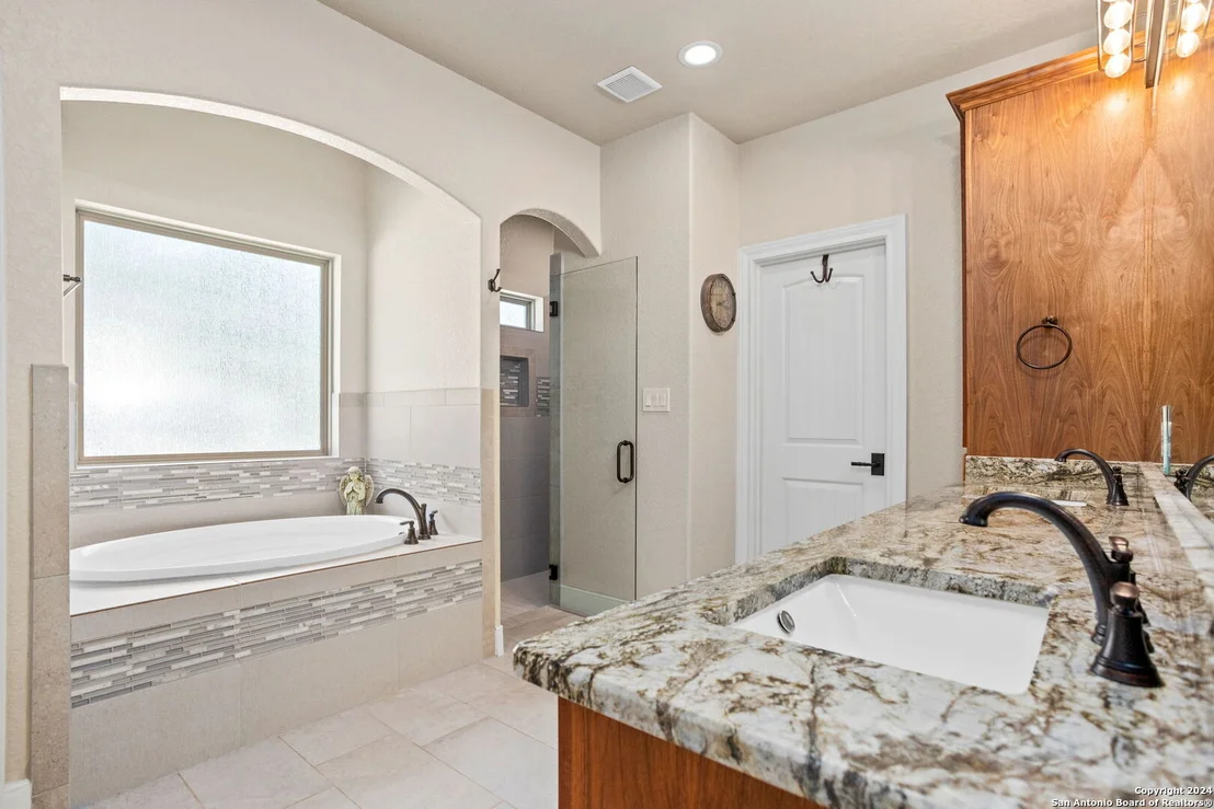 Photo of 145 Crescent Ridge