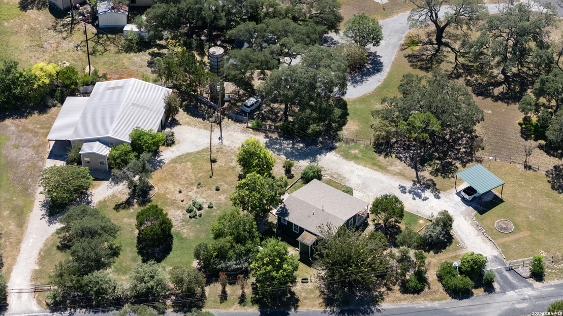 Photo of 103 Lariat Dr