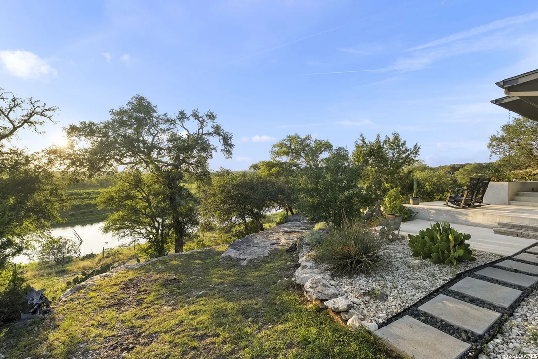 Photo of 352 Arthur Ct