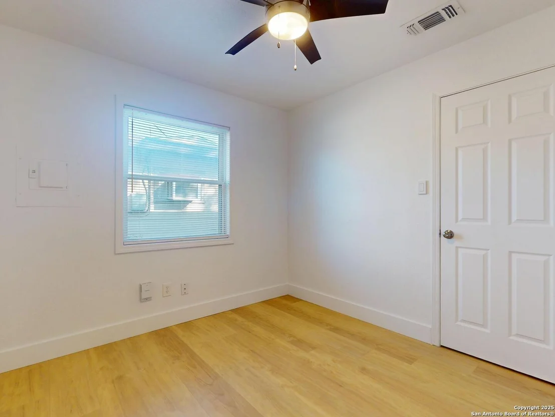 Photo of 215 Artemis