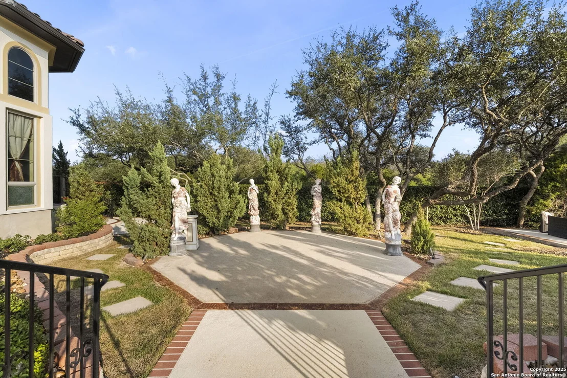 Photo of 1418 Greystone