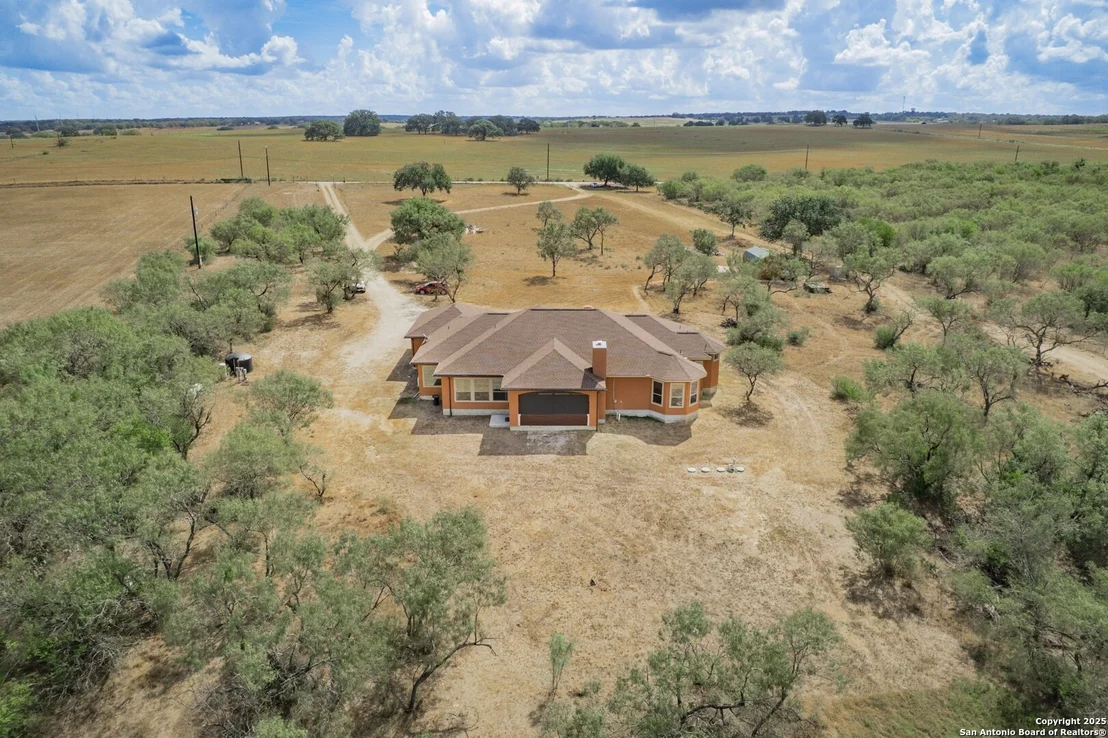 Photo of 1427 County Road 323