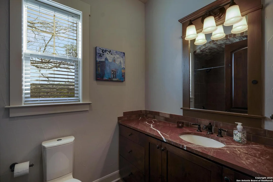 Photo of 107 LEGACY POINTE