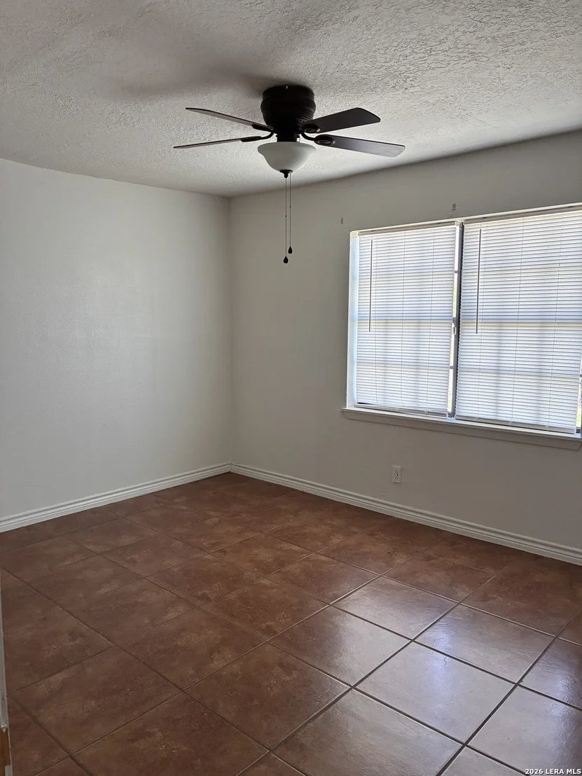 Photo of 1398 Wilson