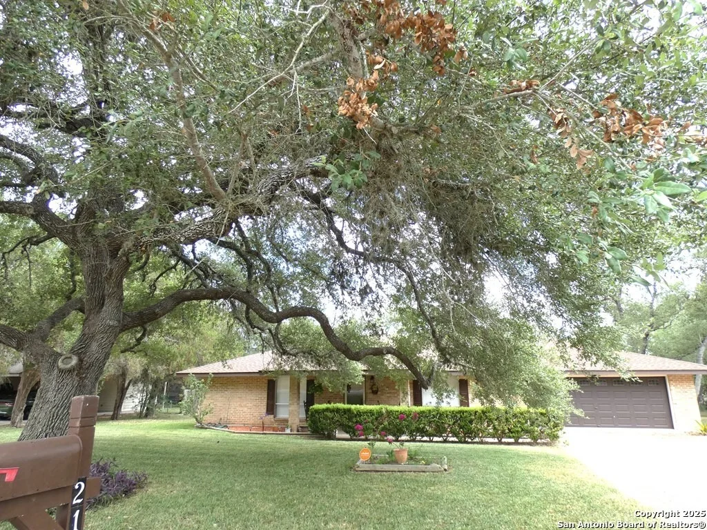 Photo of 218 Kessler Lane