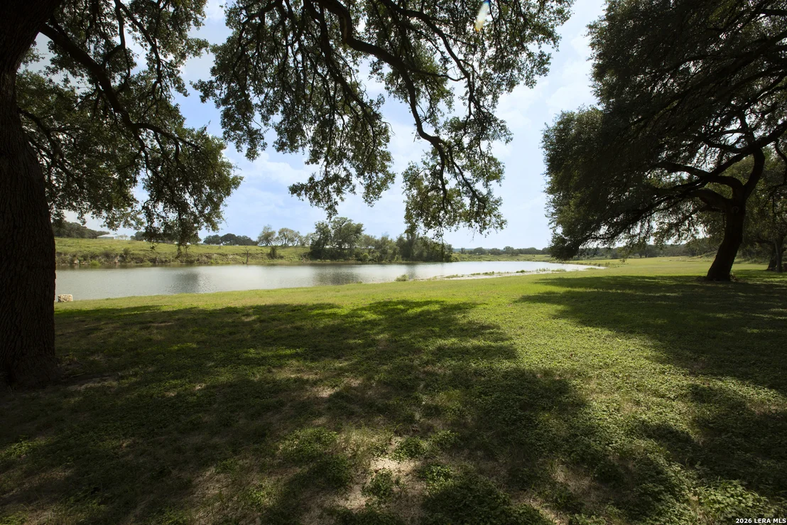 Photo of 325 RIVER RDG
