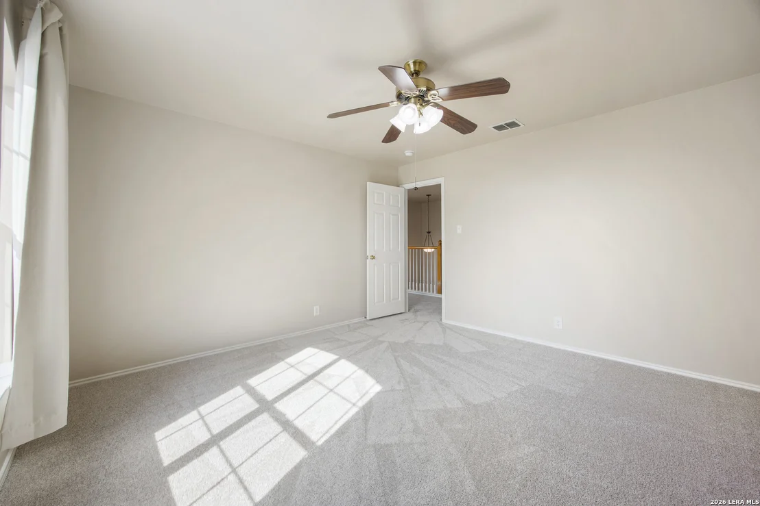 Photo of 17230 Darien Wing
