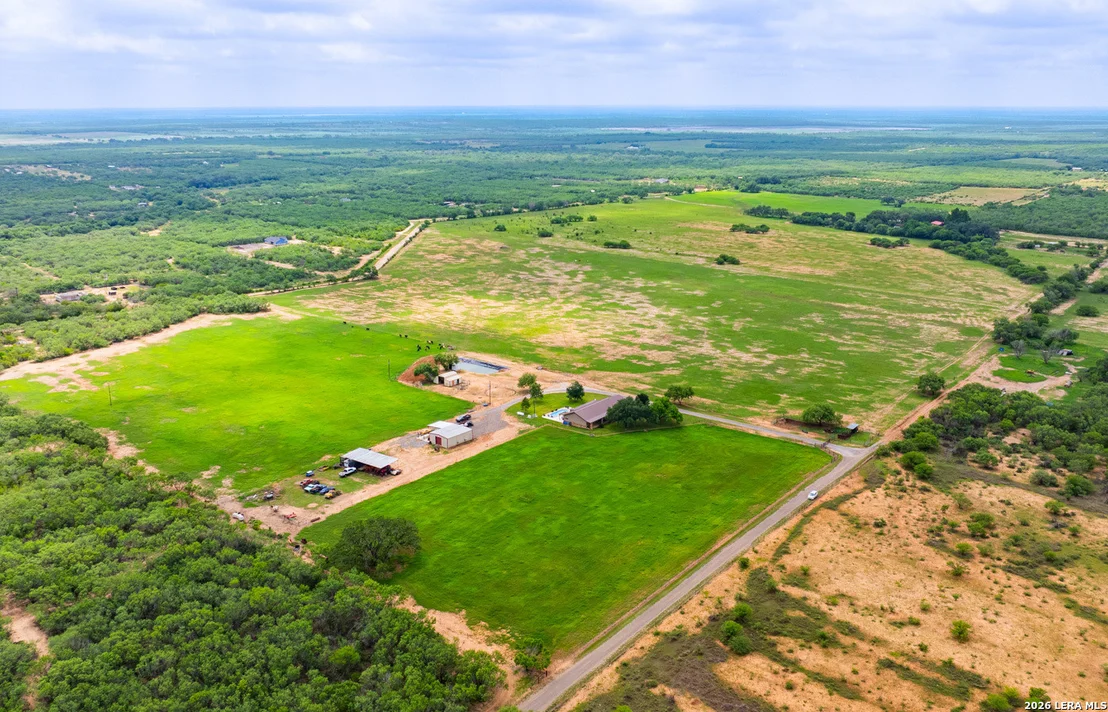 Photo of 366 COUNTY ROAD 2543