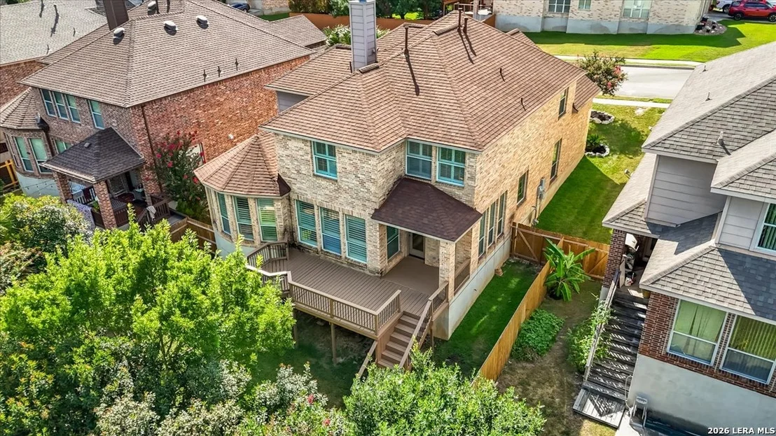 Photo of 430 White Cyn