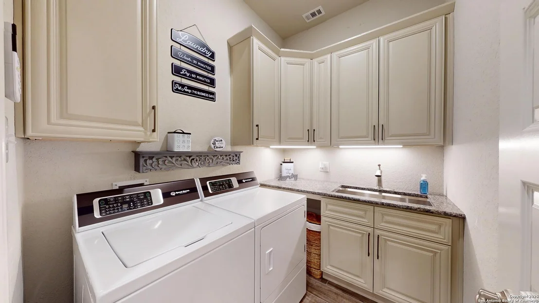 Photo of 1429 Buckner Pl