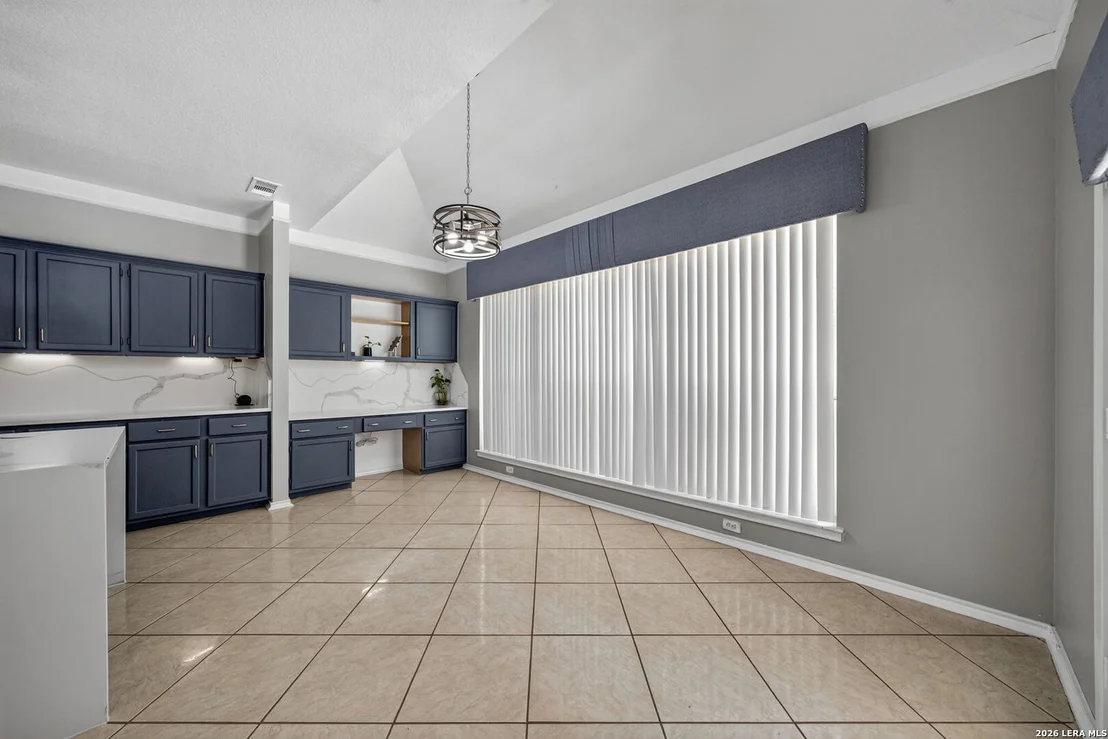 Photo of 6207 SPRING VLY