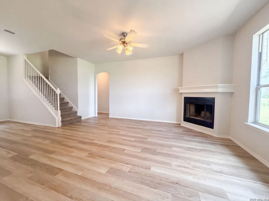 Photo of 3765 Columbia