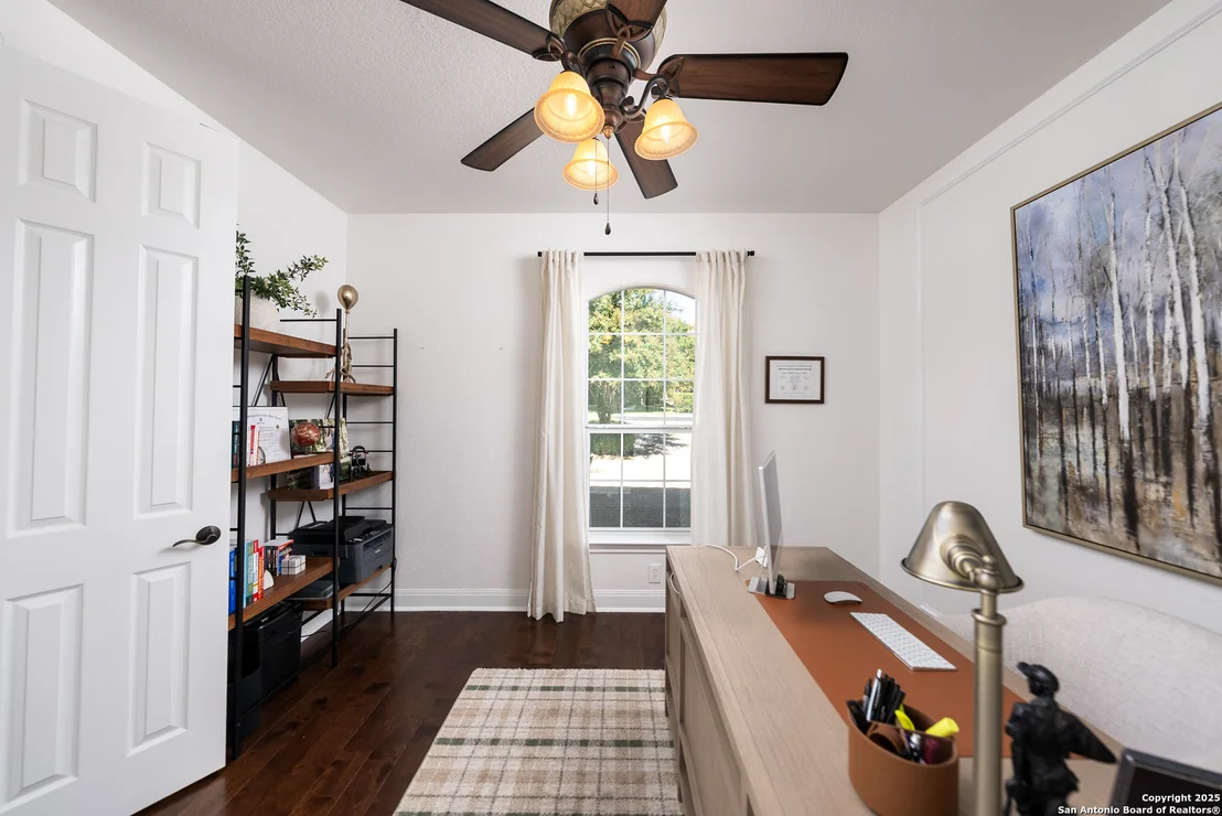 Photo of 24806 Ellesmere