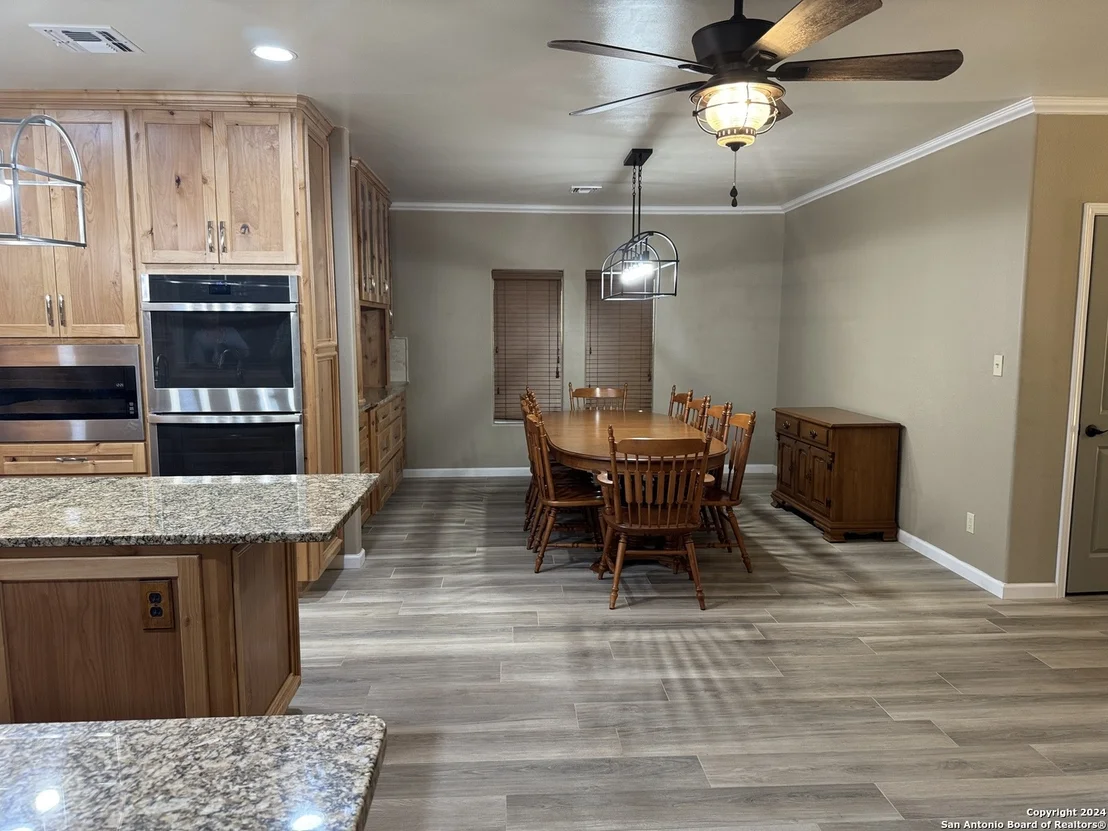 Photo of 100 County Road 305