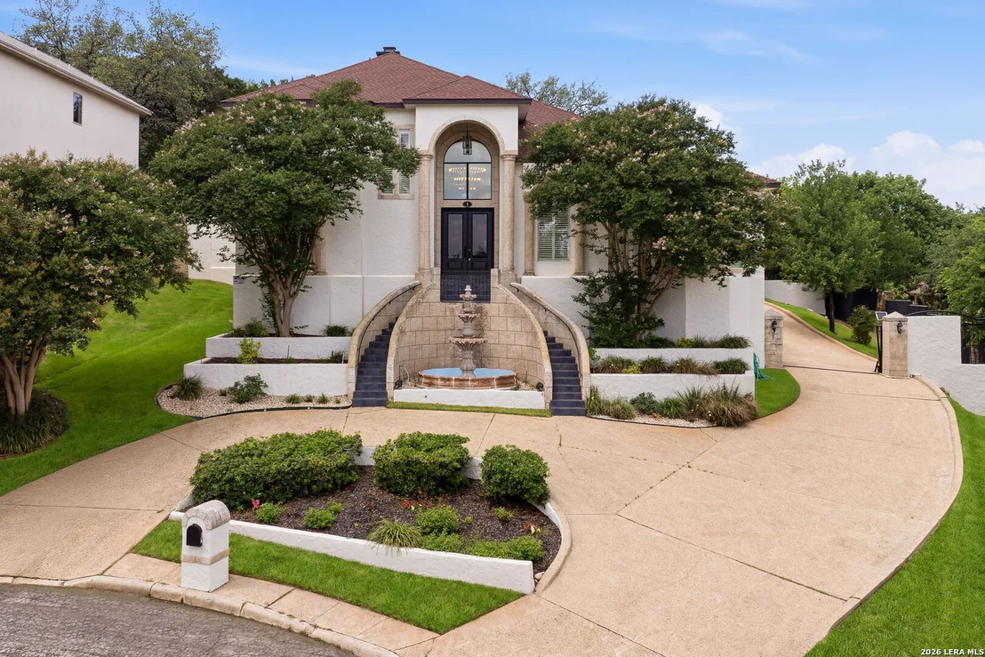 Photo of 3 BENCHWOOD CIR