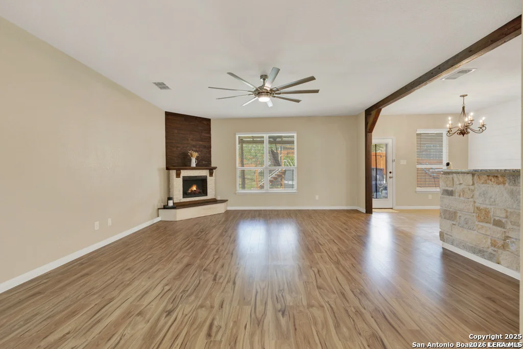 Photo of 6370 Daisy Way