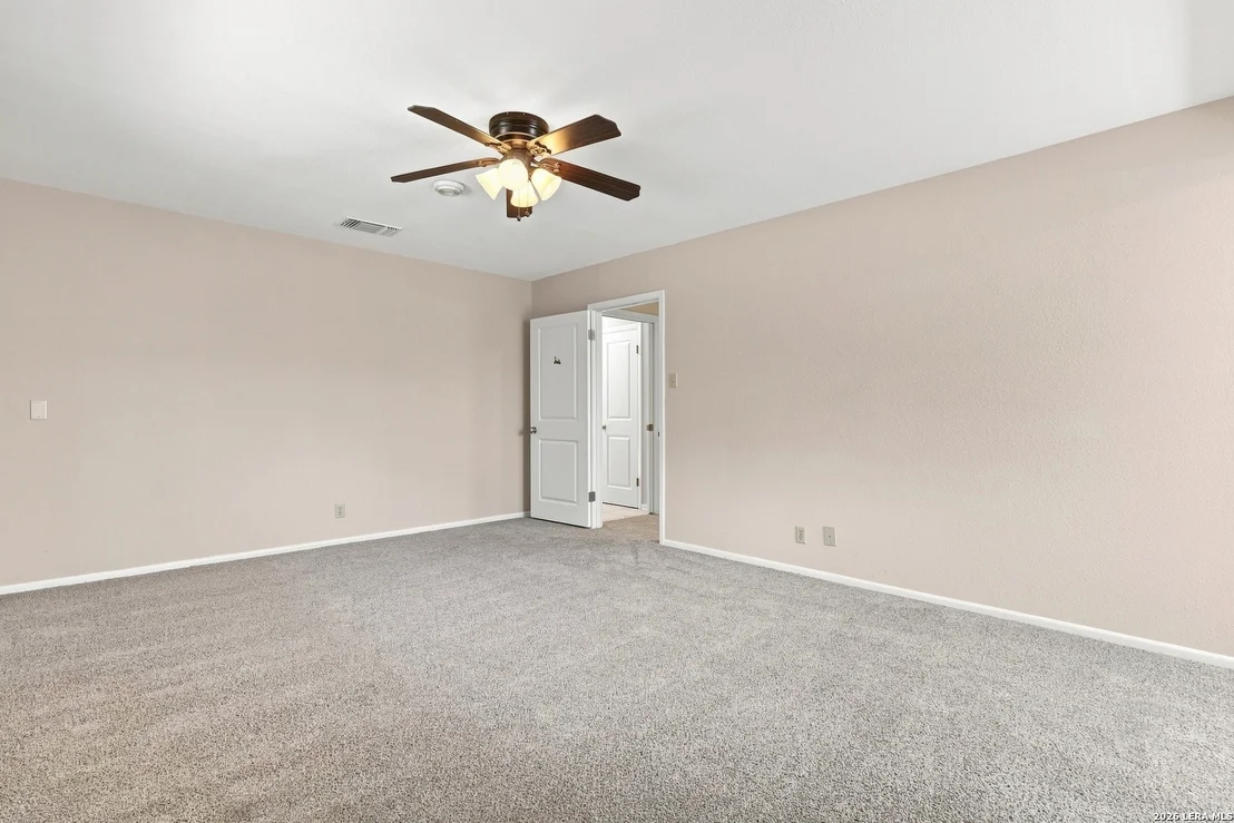 Photo of 102 IRONGATE RD