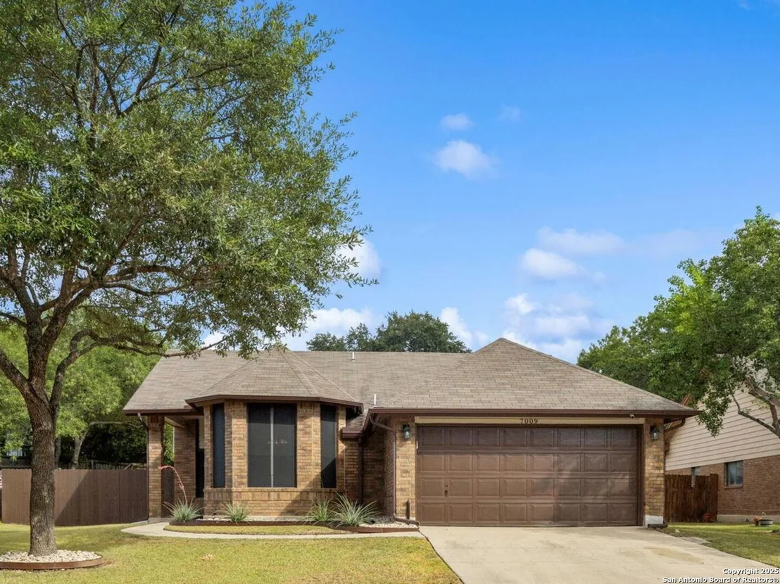 Photo of 7009 Jefferson Ridge